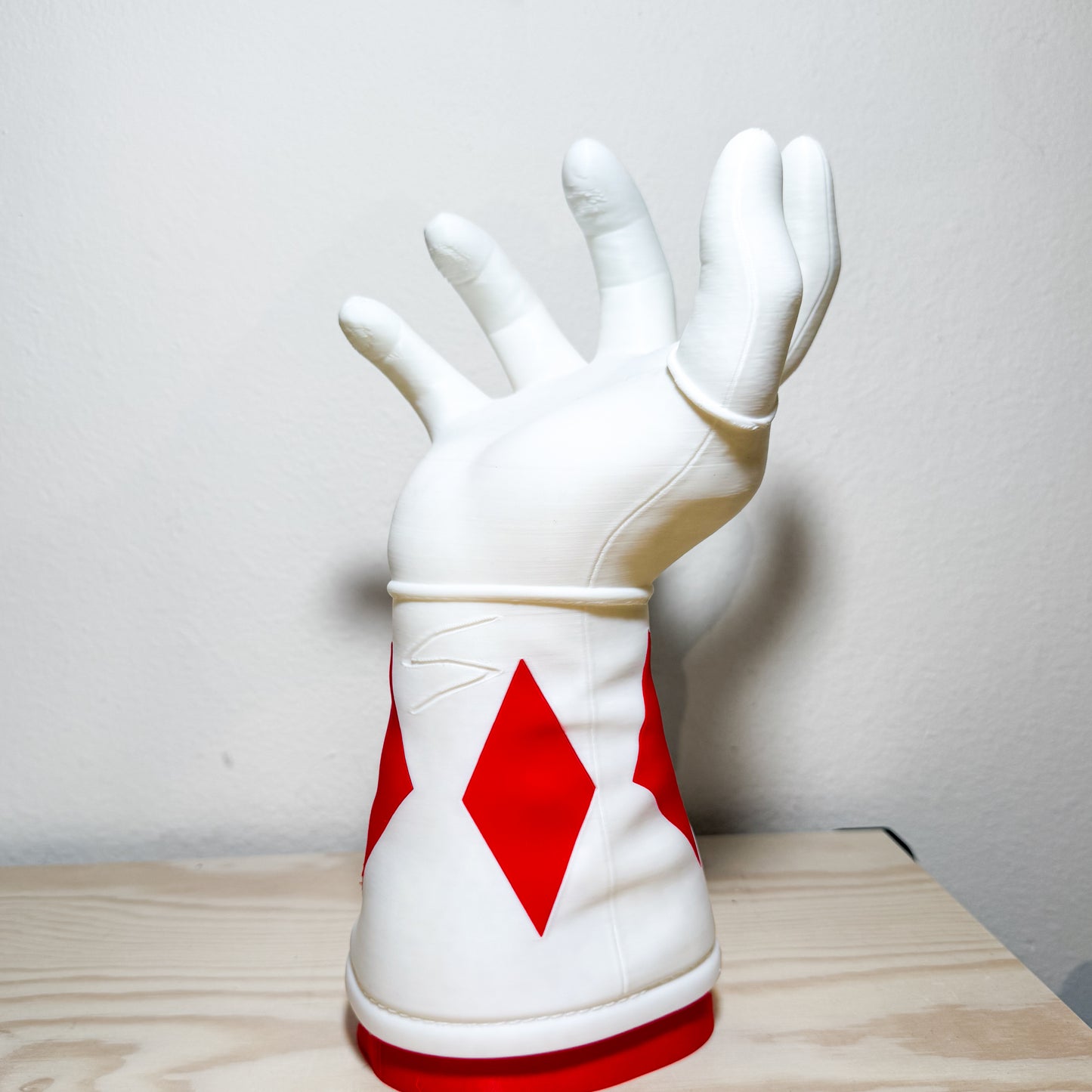 Mighty Morphin Red Power Rangers Arm Hand Controller & Headphones Stand