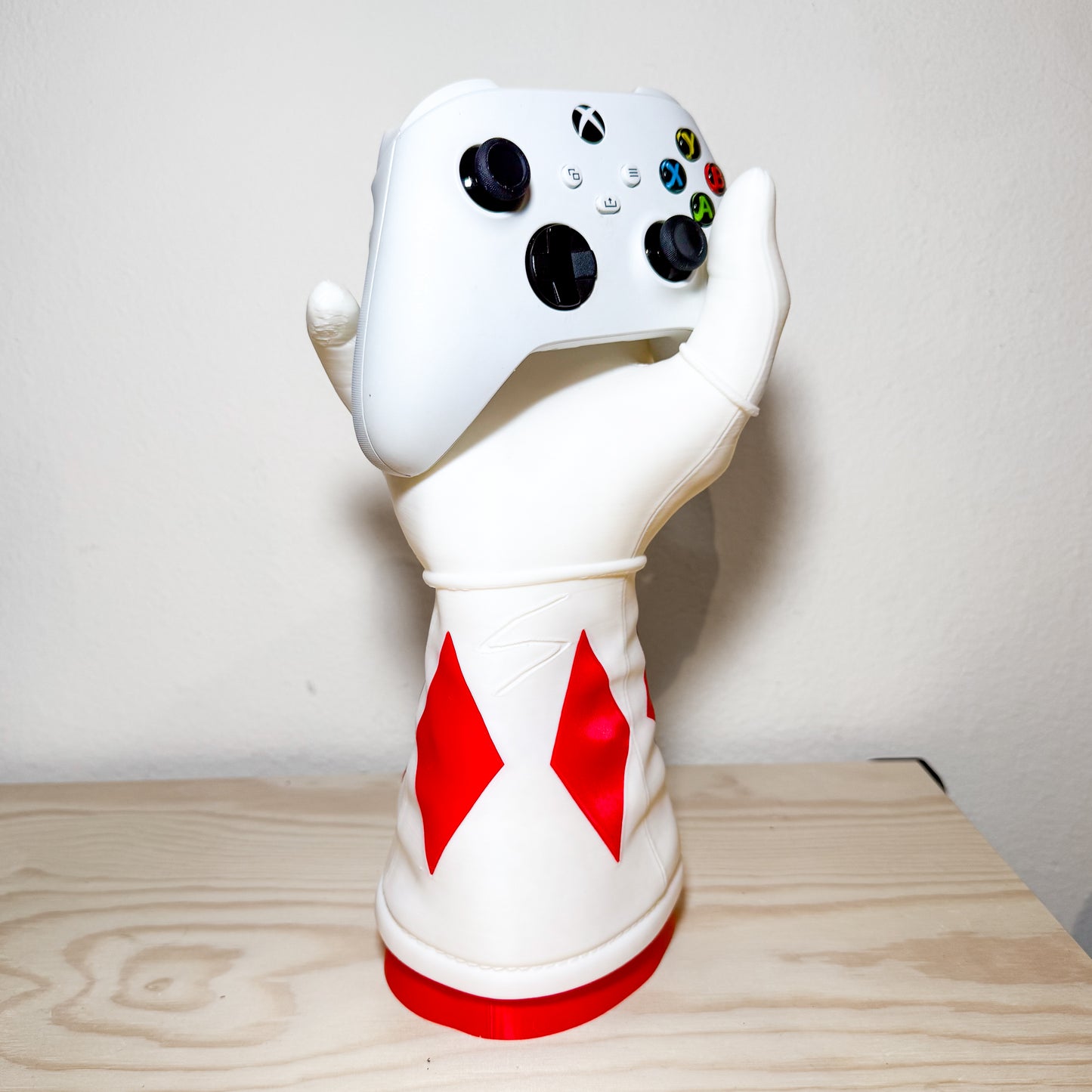 Mighty Morphin Red Power Rangers Arm Hand Controller & Headphones Stand