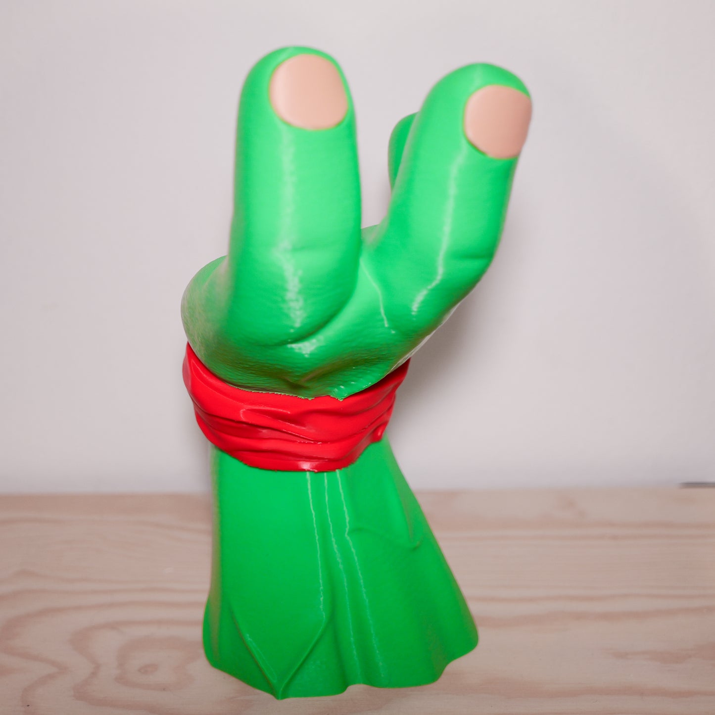 TMNT Raphael Teenage Mutant Ninja Turtles Arm Hand Controller & Headphone Stand