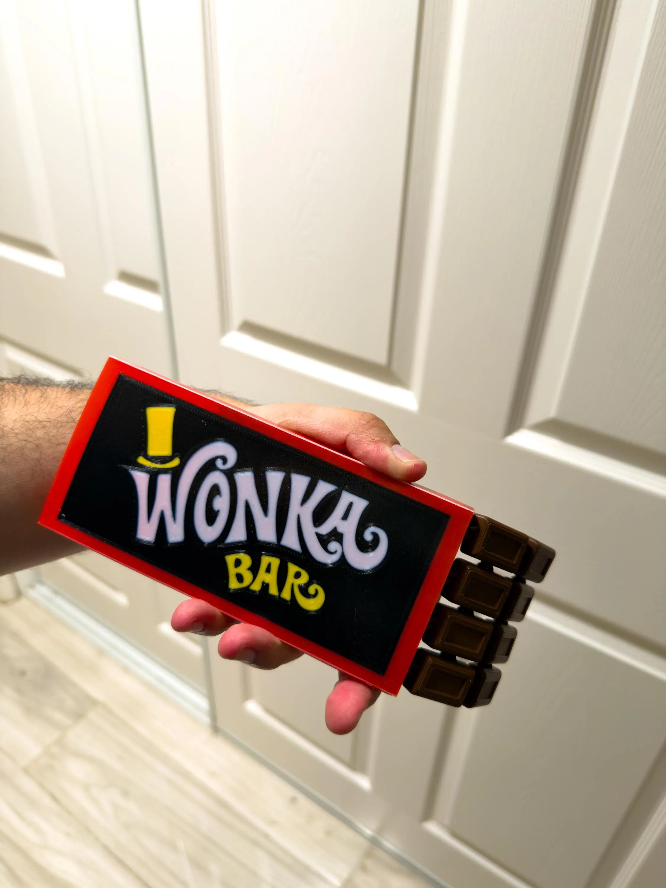 Willy Wonka Bar Fidget Toy – 3D Printed Articulated Chocolate Bar | Sensory Desk Toy, Stress Relief Gift, Fake Candy, Collectible Gag Gift
