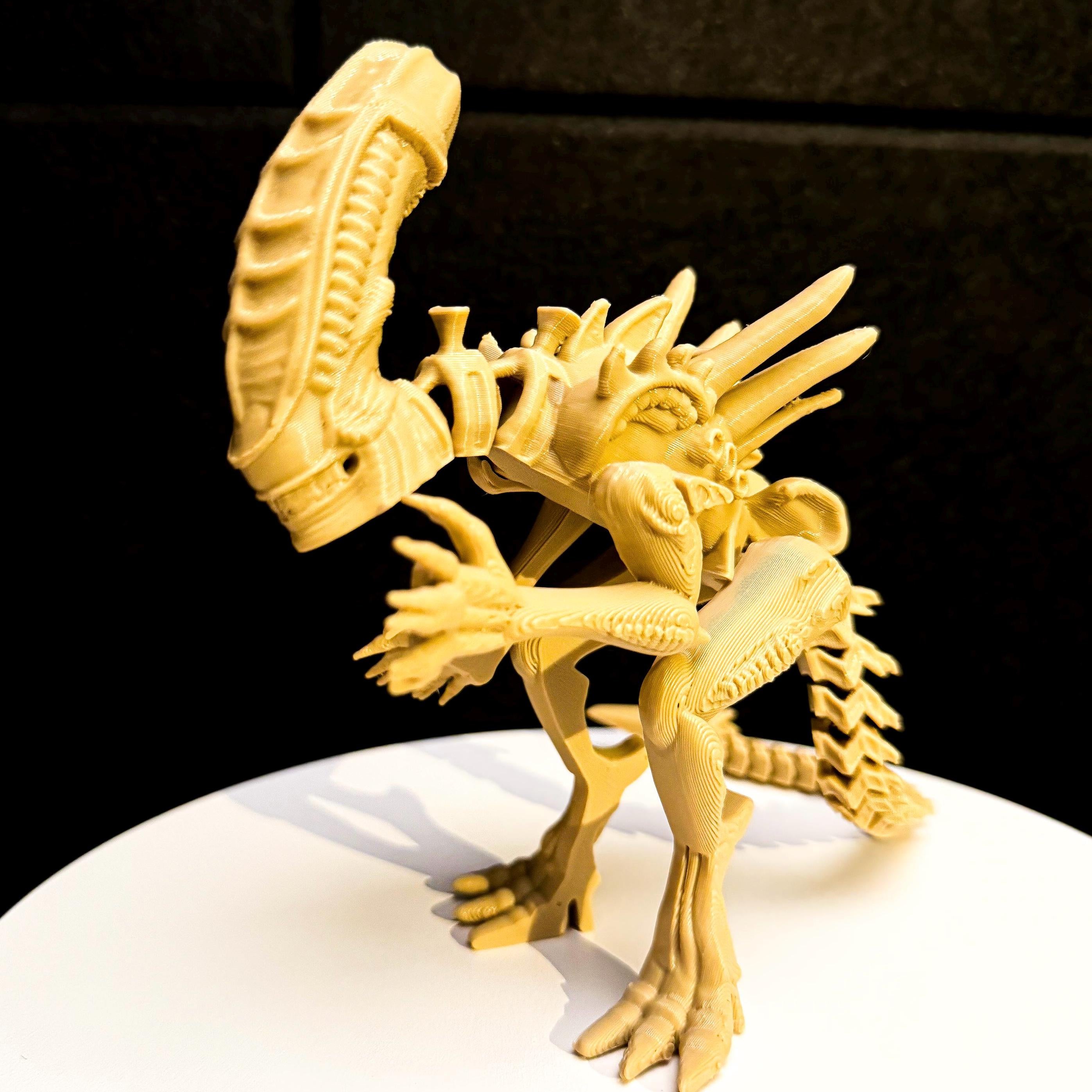 Fully Articulated Skeletonized Xenomorph Alien Figure Poseable Horror Movie Toy