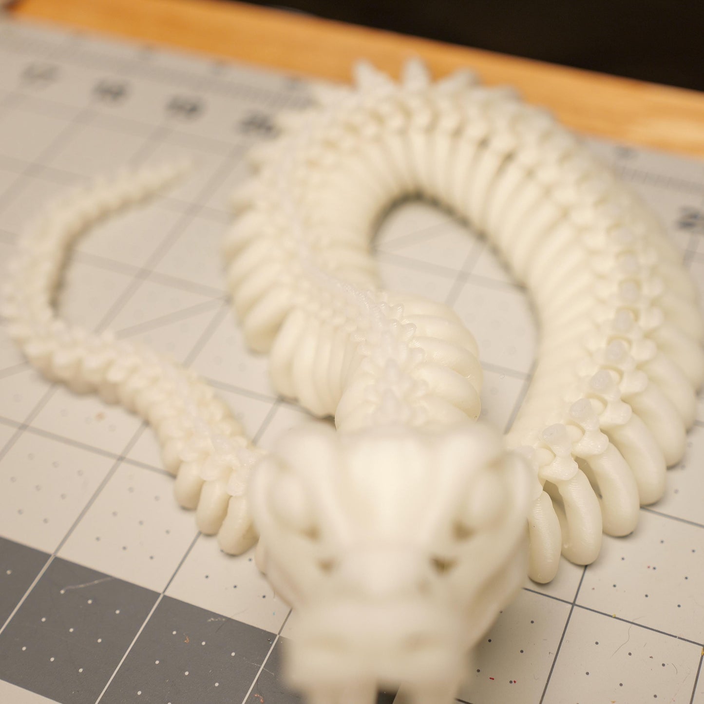 Fully Articulated Skeletonized Snake Play Figure Glow In The Dark Posable Moving Horror Bones Toy Unique Reptile Creature Collectible Fans