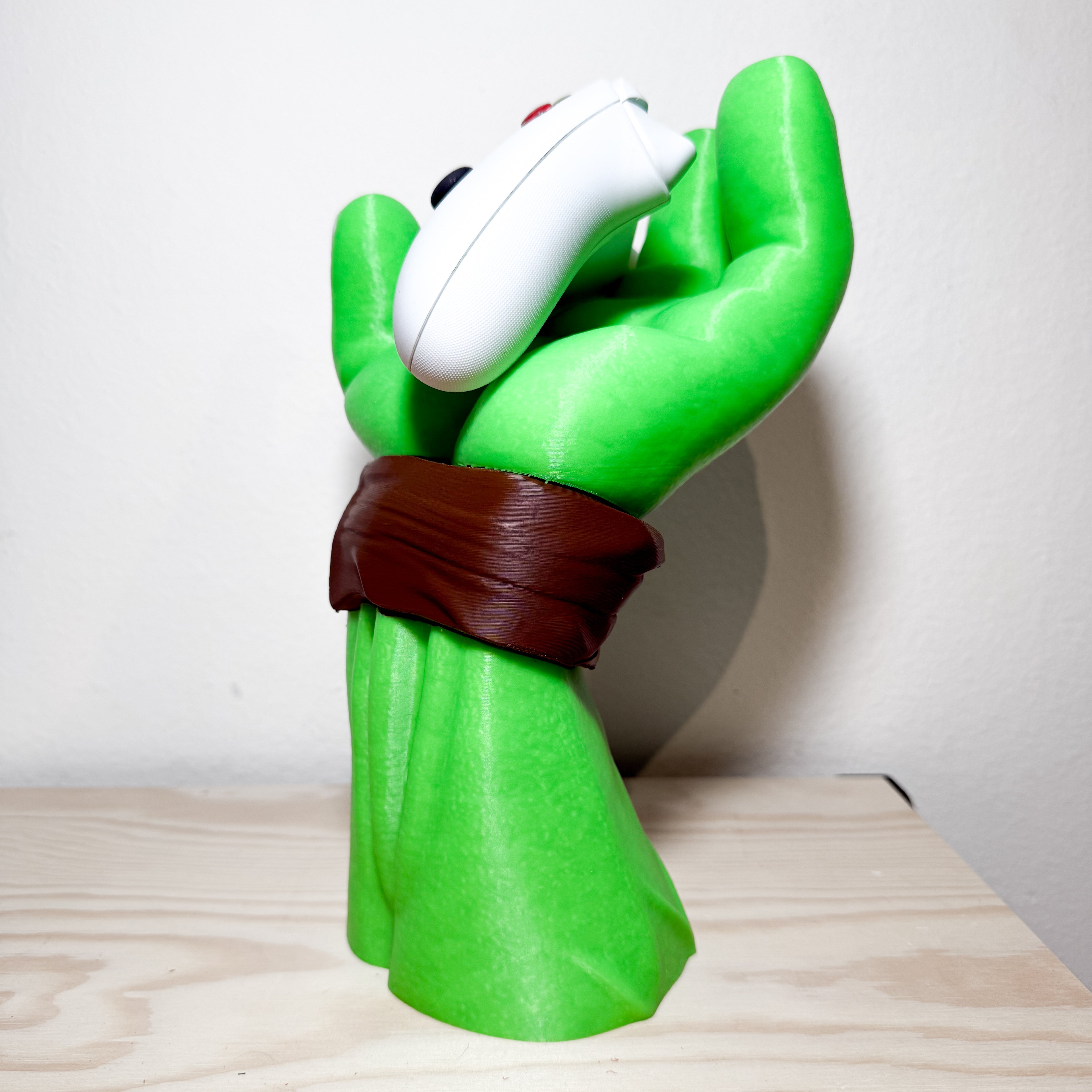 TMNT Teenage Mutant Ninja Turtles Arm Hand Controller & Headphone Stand