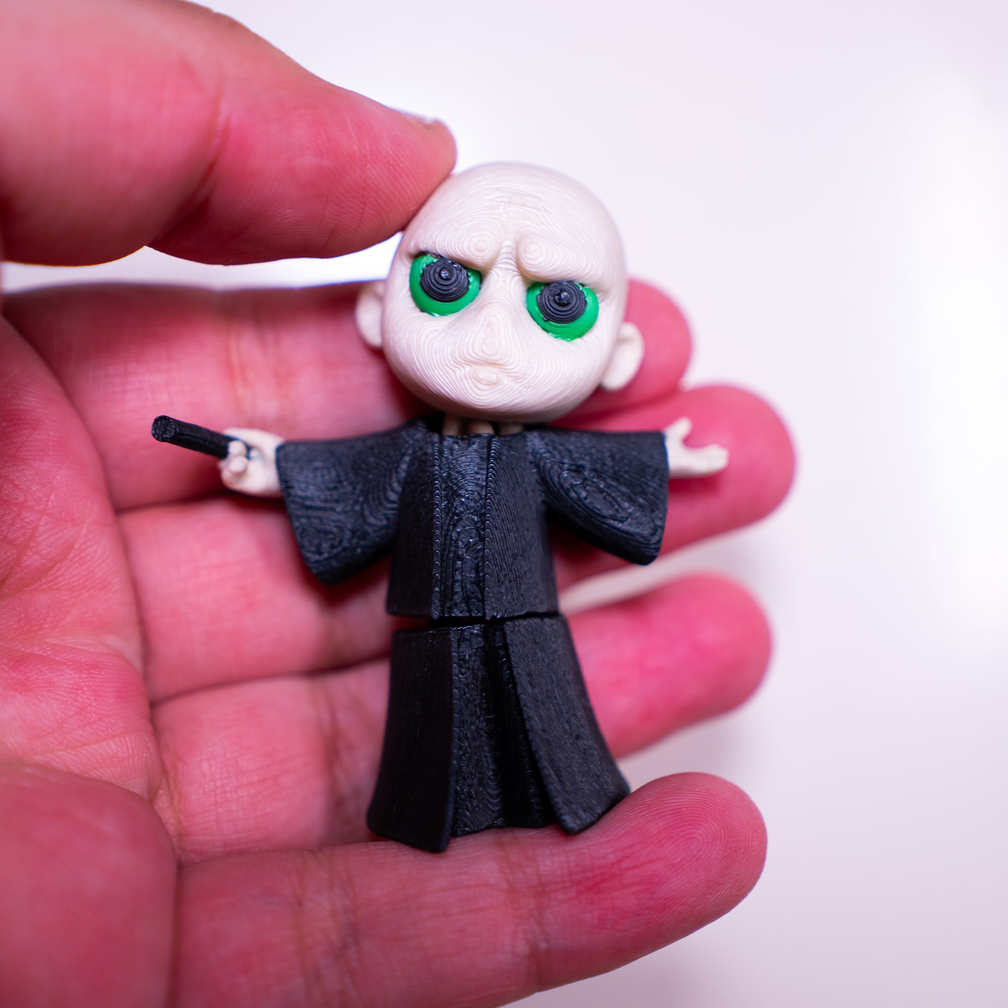 Mini Lord Voldemort Magnet – Harry Potter Monster