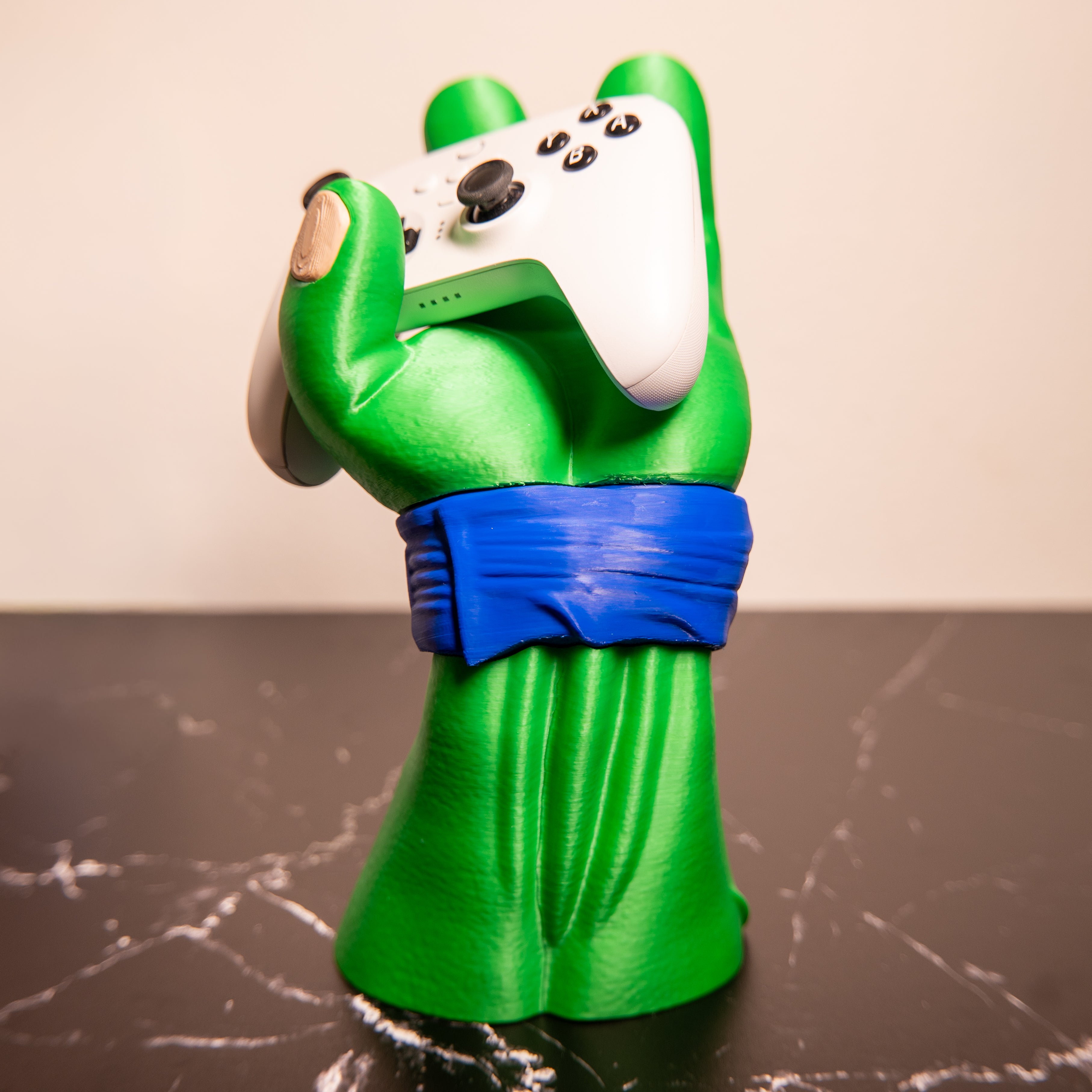 TMNT Leonardo Teenage Mutant Ninja Turtles Arm Hand Controller & Headphone Stand