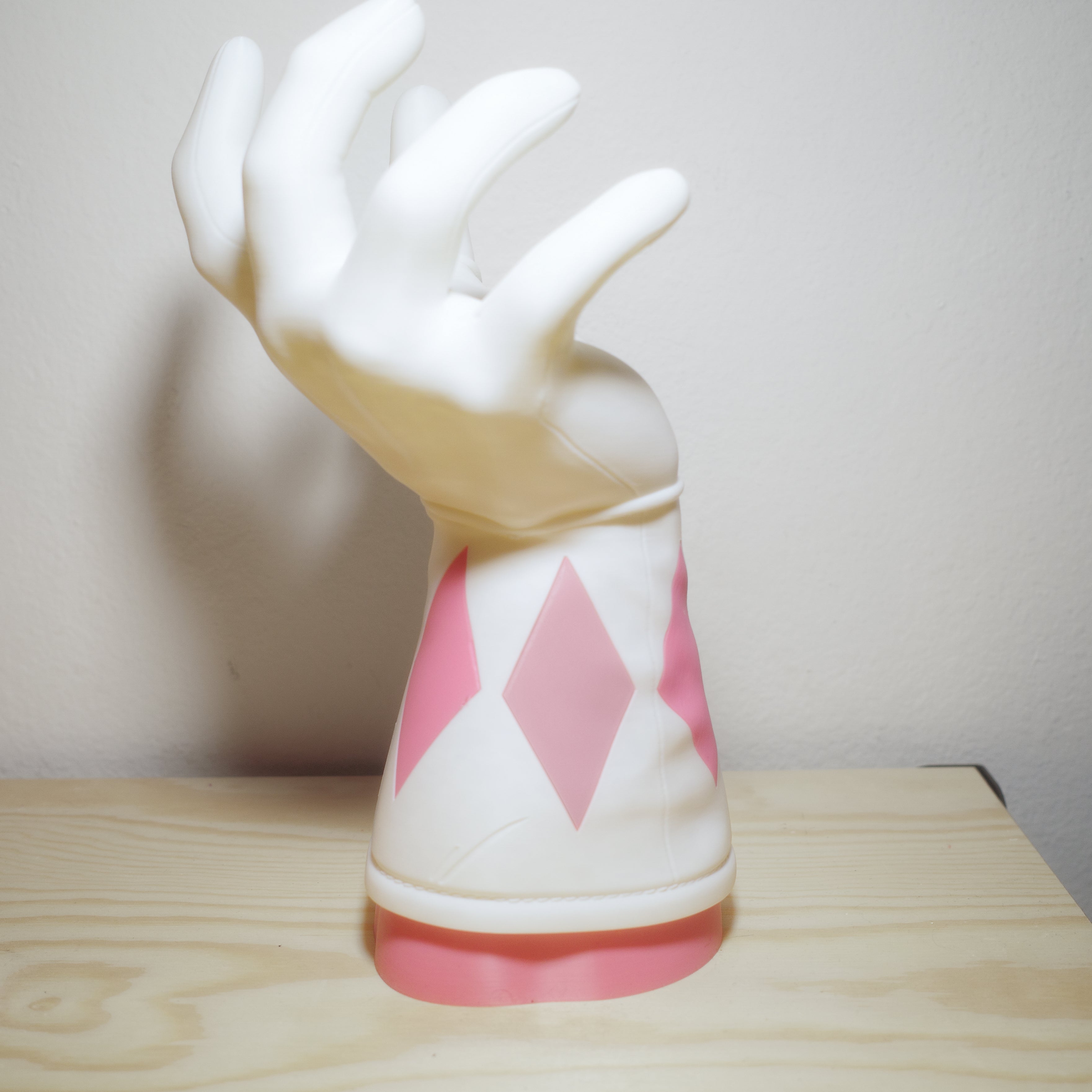 Mighty Morphin Power Rangers Pink Arm Hand Controller & Headphone Stand