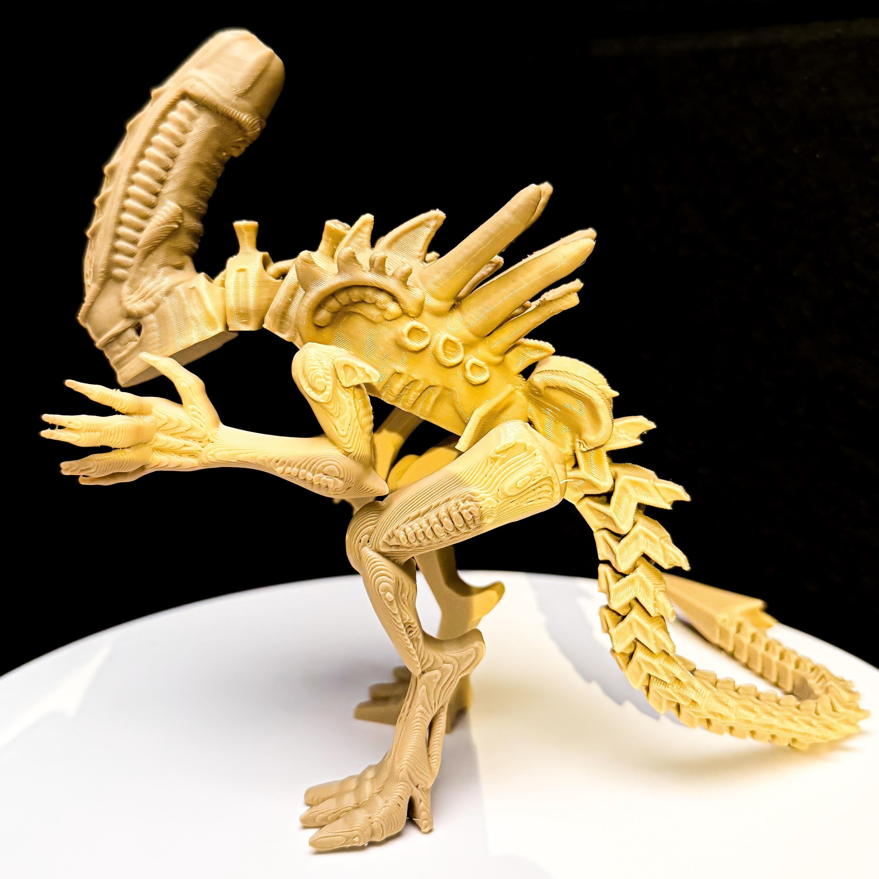Fully Articulated Skeletonized Xenomorph Alien Figure Poseable Horror Movie Toy