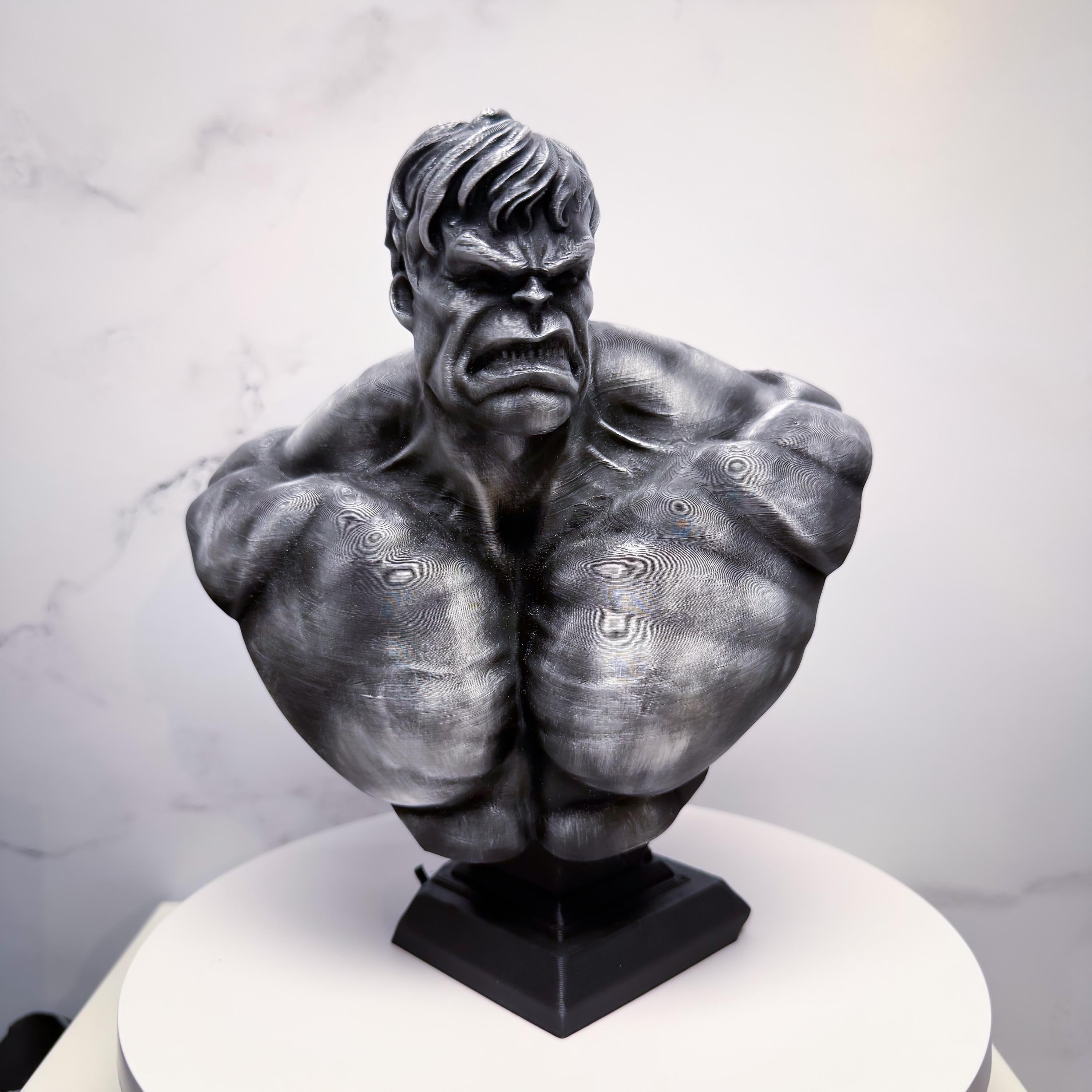 Hulk Statue Bust
